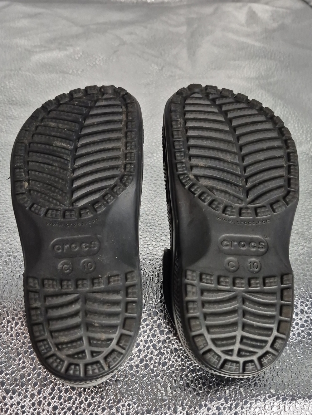 CROCS Toddler Size 10 Black Classic Clog - Picture 4 of 5